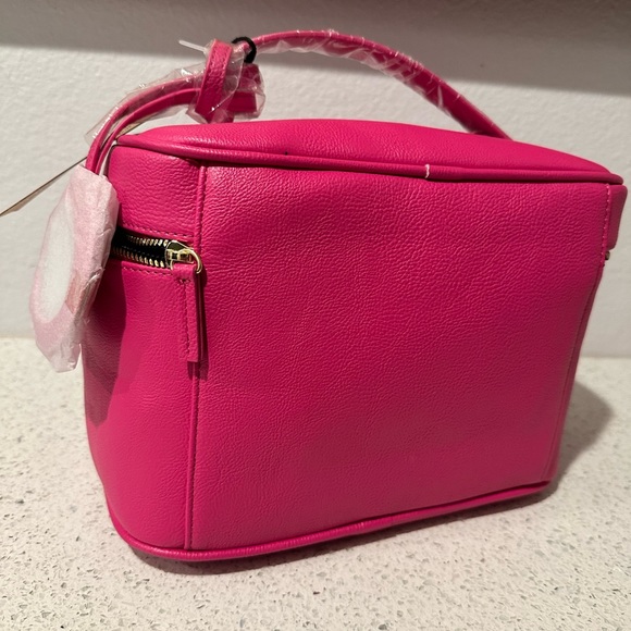 Steve Madden - Picture 2 of 7